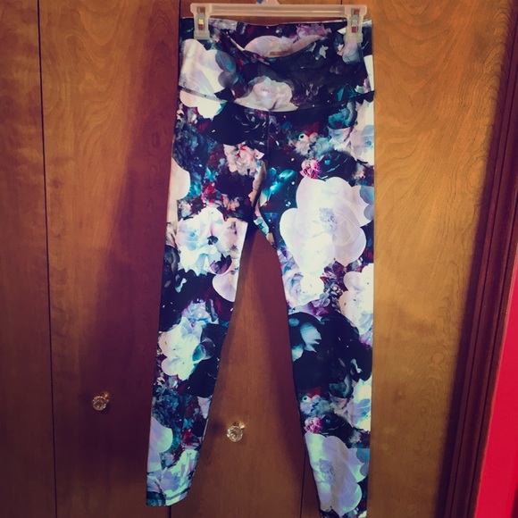 Old Navy Pants - Women’s Old Navy Leggings